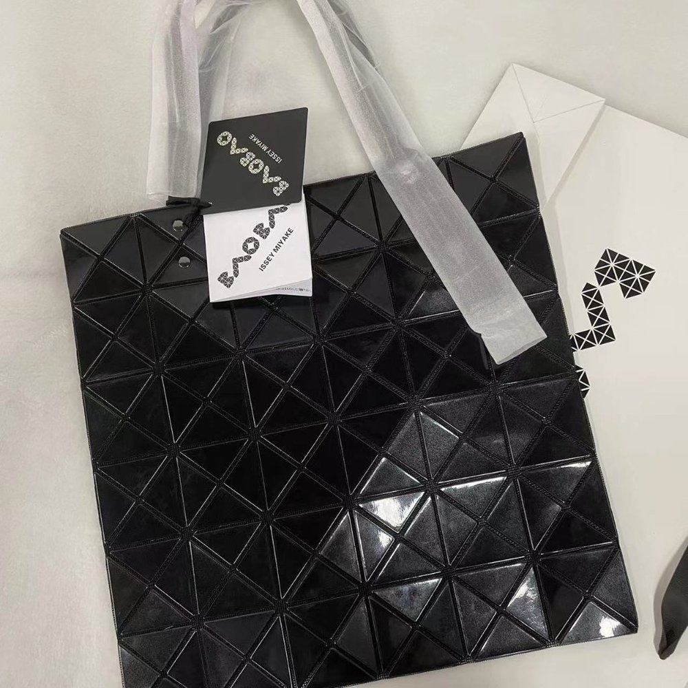 New Bao Bao Issey Miyake Lucent Tote Bag Black